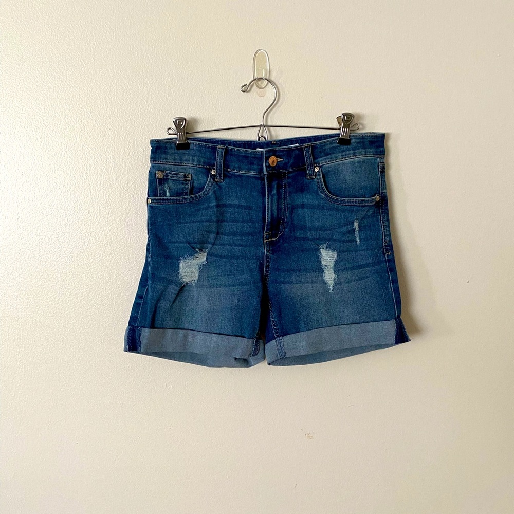 Truth + Theory distressed denim shorts, size 4